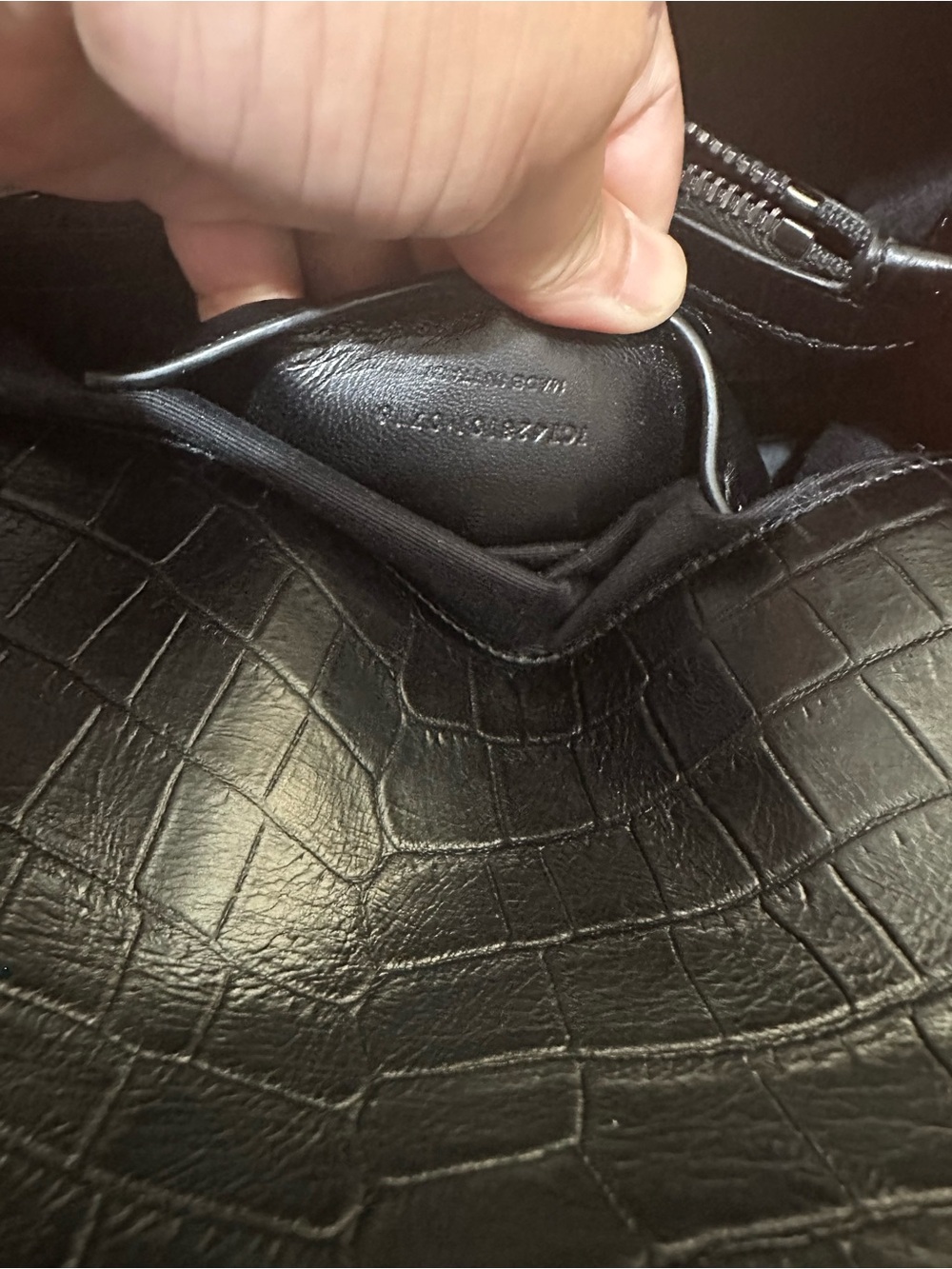 YVES SAINT LAURENT ❤️🌟BLACK CROC-EMBOSSED CALFSKIN LEATHER W/ LONG STRAP⭐️ - Picture 11 of 11